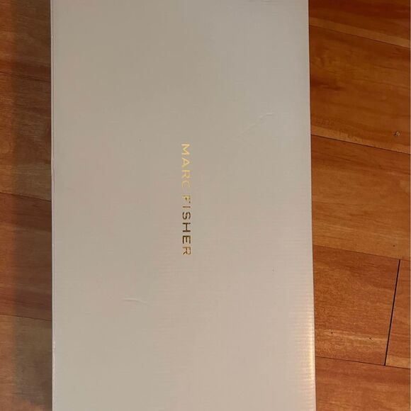 Marc Fisher Croc royal blue high-knee boots. New in the box! - Picture 8 of 11